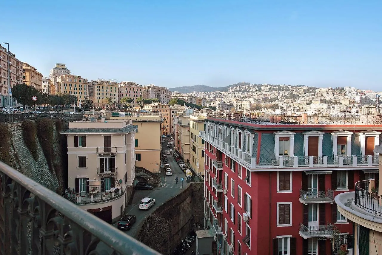 Cavalletto Home Genova 0*,  Italia